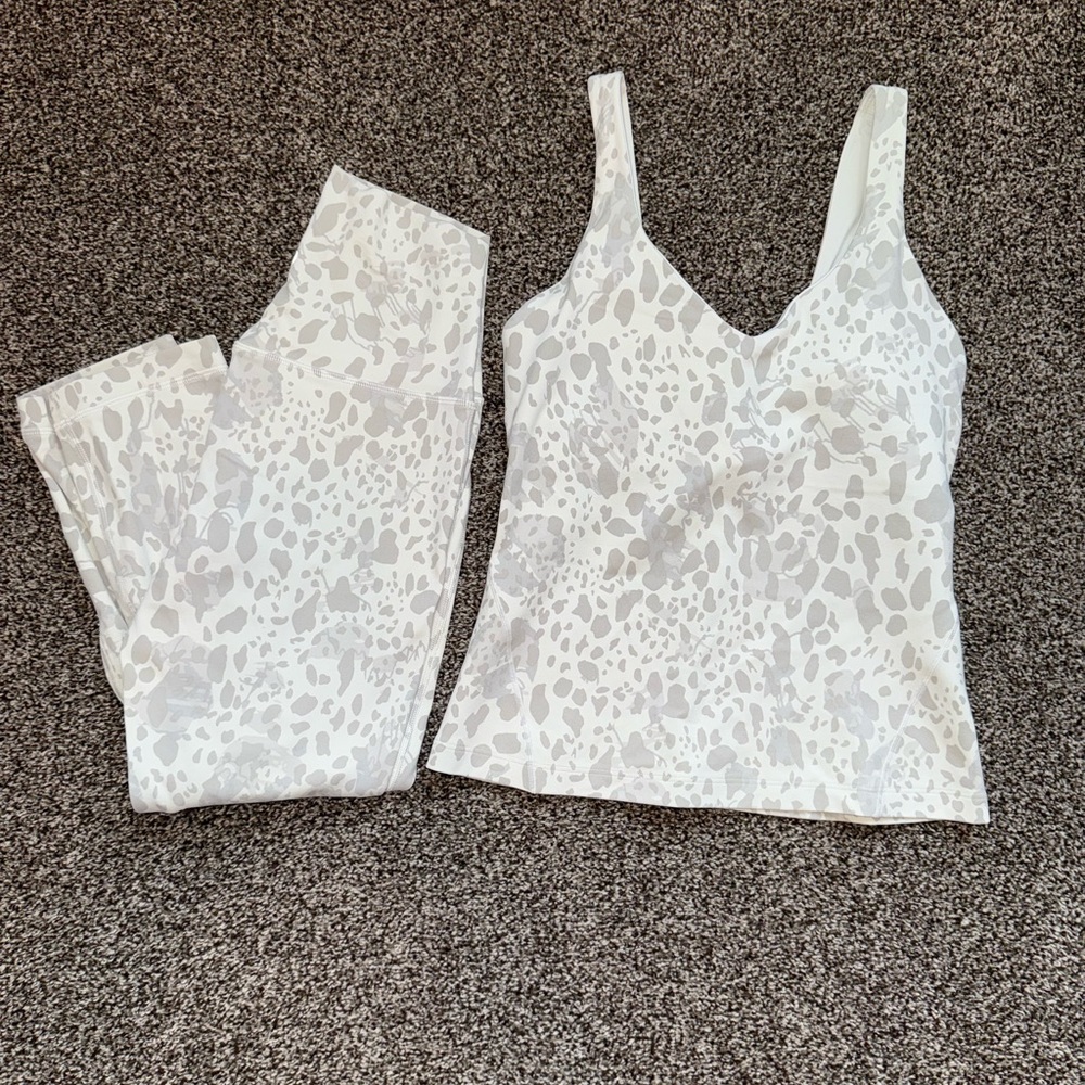 Lululemon Athletica Cream leopard Set